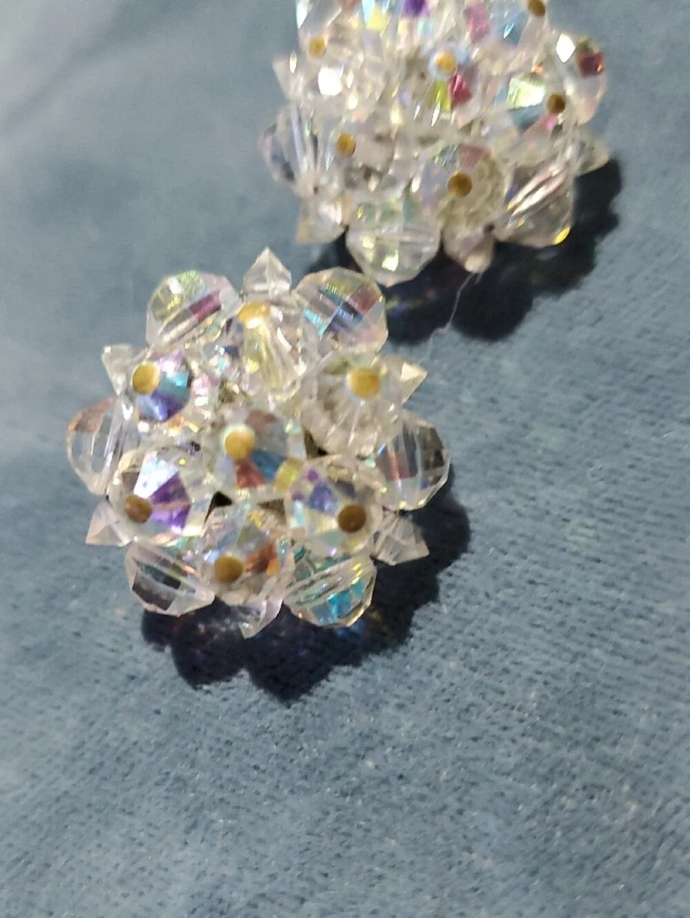 Vintage Iridescent Crystal Cluster Stud Earrings - Clear Aurora Rainbow Clip On